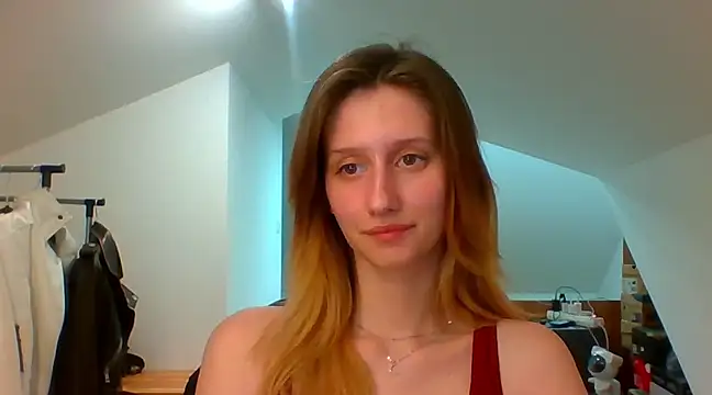 LUNA delight online show from 5, 2, 2025