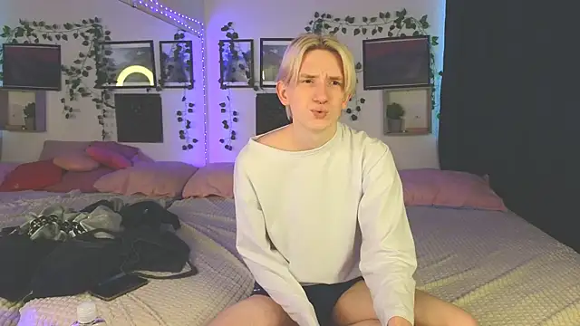 Snapshot of Ron_Vils chatting on 18, 1, 2025 Ron Vils online show from 18, 1, 2025