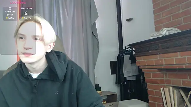 Snapshot of Ron_Vils chatting on 16, 2, 2025 Ron Vils online show from 16, 2, 2025