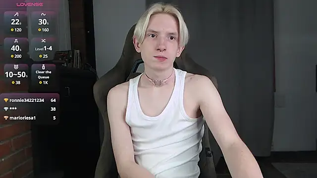 Snapshot of Ron_Vils chatting on 21, 2, 2025 Ron Vils online show from 21, 2, 2025