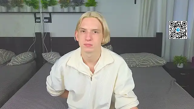 Snapshot of Ron_Vils chatting on 1, 12, 2025 Ron Vils online show from 1, 12, 2025