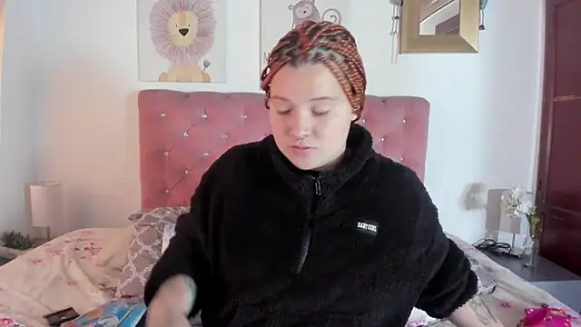 CelessteRedds online show from 18, 9, 2025