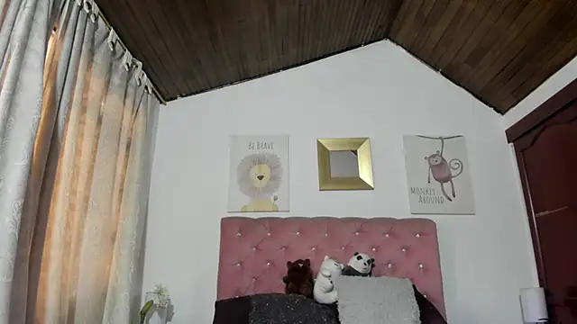 CelessteRedds online show from 5, 12, 2025