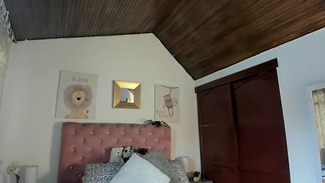 CelessteRedds online show from 17, 2, 2026