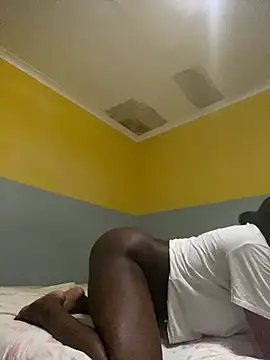 thickerthanpeanutbutter online show from 24, 2, 2025