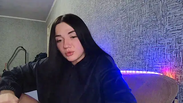 Liana diva online show from 4, 11, 2025