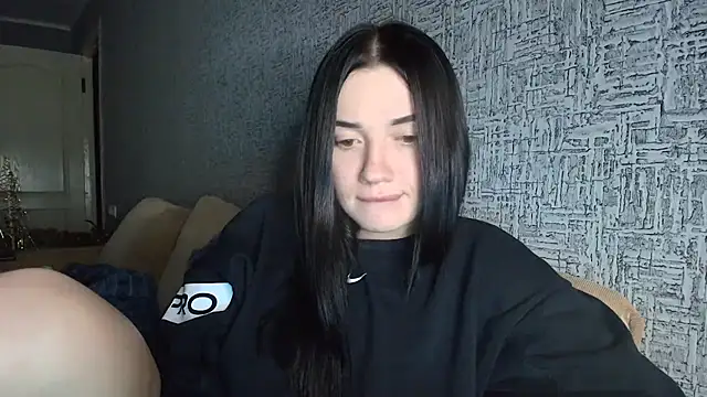 Liana diva online show from 9, 1, 2026