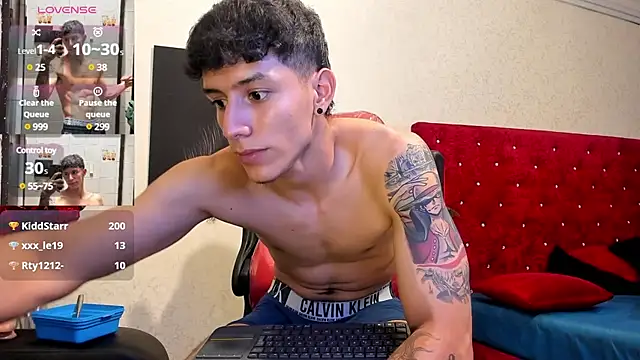 Snapshot of Cristopher23_ chatting on 14, 3, 2025 Cristopher23 online show from 14, 3, 2025