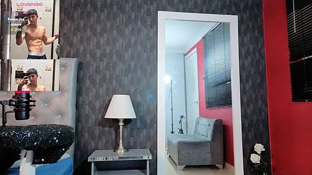 Snapshot of Cristopher23_ chatting on 13, 9, 2025 Cristopher23 online show from 13, 9, 2025