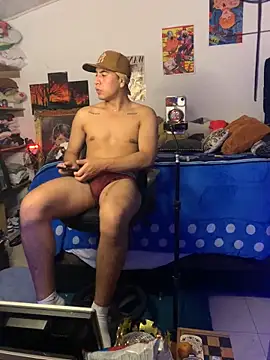 Snapshot of roguer_darkk chatting on 11, 3, 2025 roguer darkk online show from 11, 3, 2025