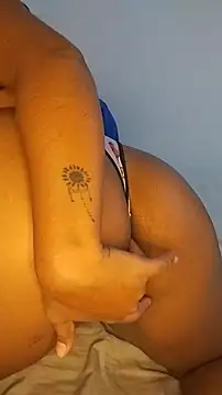 momopretinha online show from 6, 1, 2026