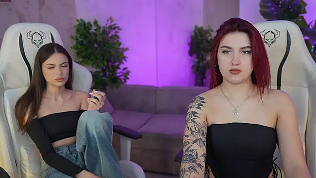 Magnetic Mia  online show from 4, 3, 2025