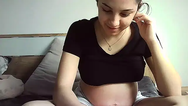 Snapshot of Ahotkittyxxx chatting on 23, 11, 2025 Ahotkittyxxx online show from 23, 11, 2025