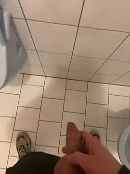 Snapshot of daubine46 chatting on 16, 2, 2026 daubine46 online show from 16, 2, 2026