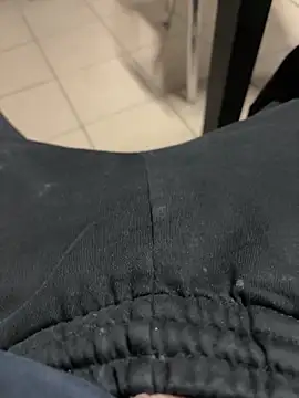 Snapshot of daubine46 chatting on 23, 3, 2026 daubine46 online show from 23, 3, 2026