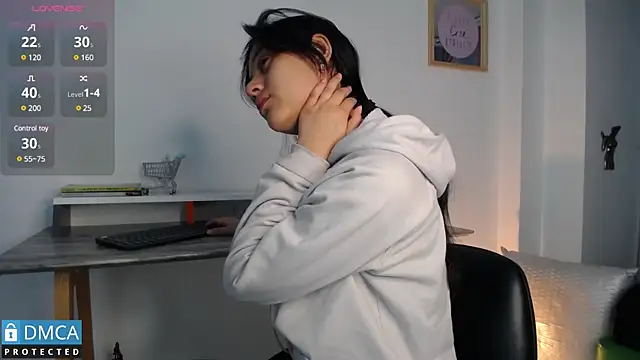 Snapshot of floriamANDjazmin chatting on 5, 2, 2025 floriamANDjazmin online show from 5, 2, 2025