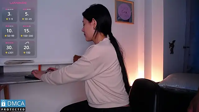 Snapshot of floriamANDjazmin chatting on 11, 2, 2025 floriamANDjazmin online show from 11, 2, 2025