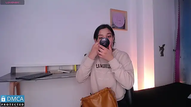 Snapshot of floriamANDjazmin chatting on 12, 2, 2025 floriamANDjazmin online show from 12, 2, 2025