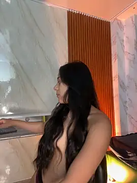 Snapshot of floriamANDjazmin chatting on 9, 9, 2025 floriamANDjazmin online show from 9, 9, 2025