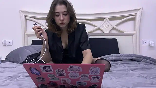 misswishh  online show from 17, 12, 2024