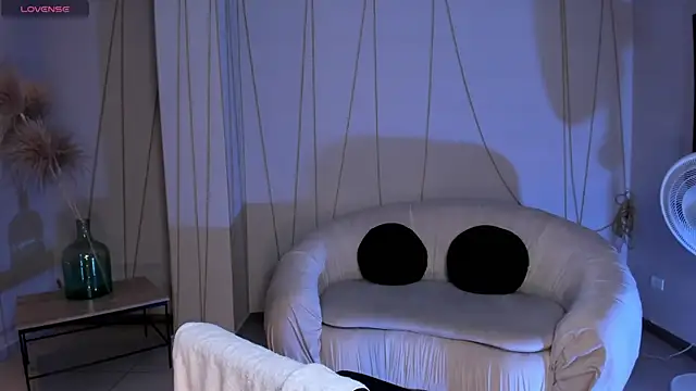 AllisonRogersX online show from 20, 2, 2025