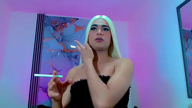 Hellen moons   online show from 20, 3, 2025