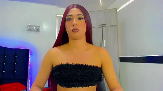 Hellen moons   online show from 22, 9, 2025