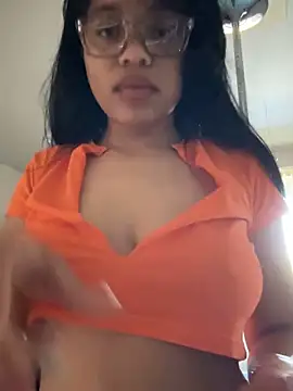 Snapshot of afavoredangel chatting on 11, 2, 2026 afavoredangel online show from 11, 2, 2026