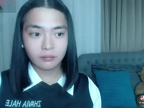 zhaviahale21 online show from 24, 6, 2026