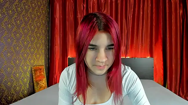 Snapshot of _Polly_Love_ chatting on 2, 12, 2024 Polly Love online show from 2, 12, 2024