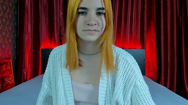 Snapshot of _Polly_Love_ chatting on 10, 12, 2024 Polly Love online show from 10, 12, 2024