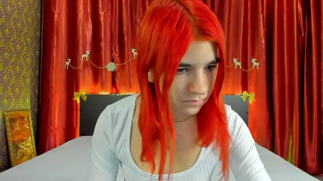 Snapshot of _Polly_Love_ chatting on 24, 12, 2024 Polly Love online show from 24, 12, 2024