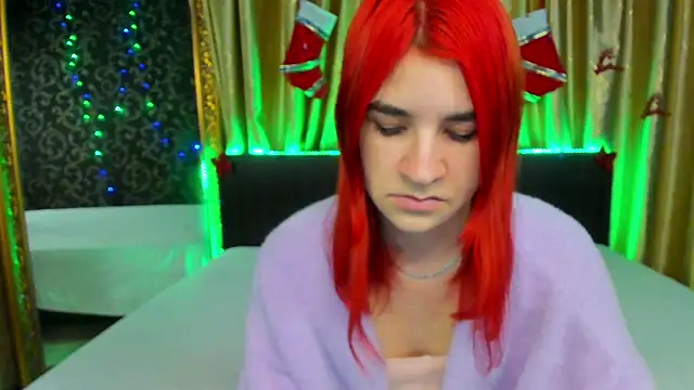 Snapshot of _Polly_Love_ chatting on 25, 12, 2024 Polly Love online show from 25, 12, 2024