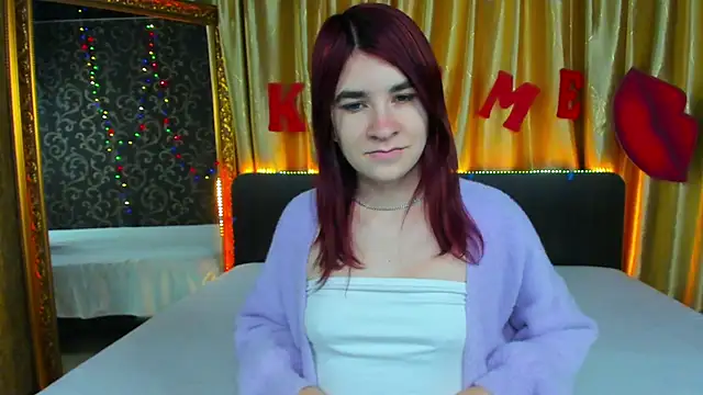 Snapshot of _Polly_Love_ chatting on 5, 2, 2025 Polly Love online show from 5, 2, 2025