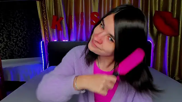  Polly Love  online show from 8, 2, 2026