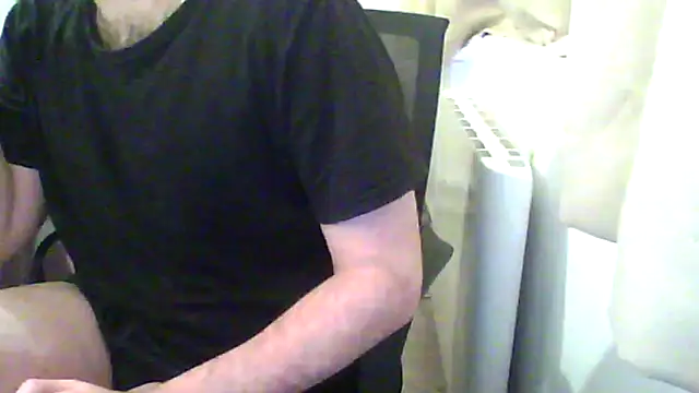 Snapshot of AshWinter chatting on 14, 12, 2024 AshWinter online show from 14, 12, 2024