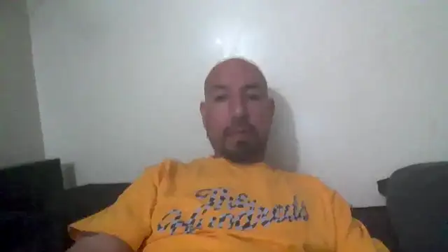 Snapshot of nakedtony81 chatting on 4, 4, 2026 nakedtony81 online show from 4, 4, 2026