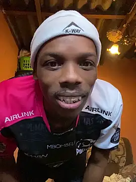 Snapshot of skyfall200 chatting on 23, 9, 2025 skyfall200 online show from 23, 9, 2025