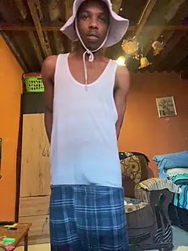 Snapshot of skyfall200 chatting on 5, 11, 2025 skyfall200 online show from 5, 11, 2025