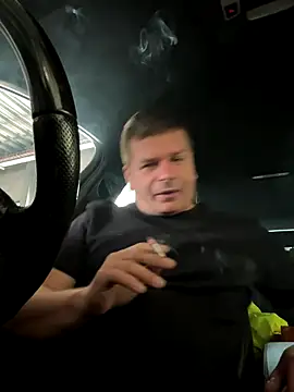 Snapshot of Dan_NFS chatting on 29, 9, 2025 Dan NFS online show from 29, 9, 2025