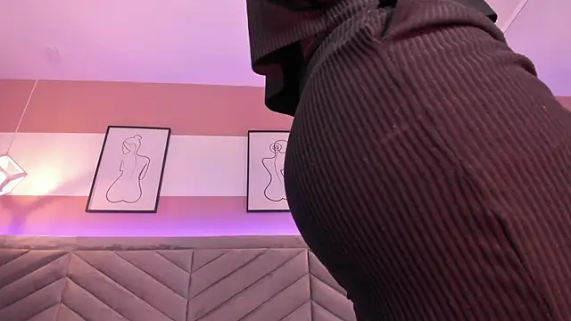 Megan mooree  online show from 22, 1, 2025