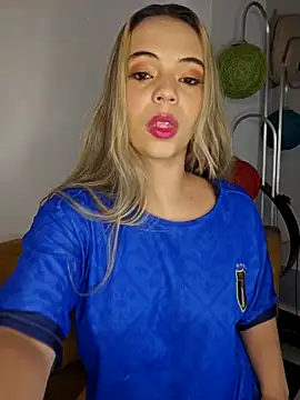 Snapshot of Antonella2_m chatting on 14, 12, 2024 Antonella2 m online show from 14, 12, 2024