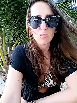 Snapshot of Alexvit2616 chatting on 4, 2, 2025 Alexvit2616 online show from 4, 2, 2025
