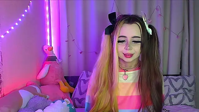 Snapshot of suemeow chatting on 23, 2, 2025 suemeow online show from 23, 2, 2025