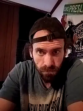 Snapshot of RobStrokes215 chatting on 23, 12, 2024 RobStrokes215 online show from 23, 12, 2024