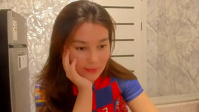 Snapshot of LunaXmii chatting on 22, 6, 2026 LunaXmii online show from 22, 6, 2026