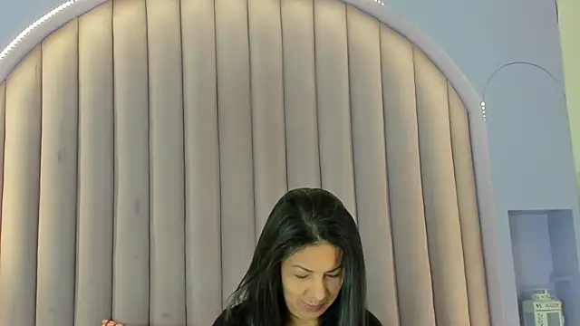 JaylaScott   online show from 9, 1, 2026