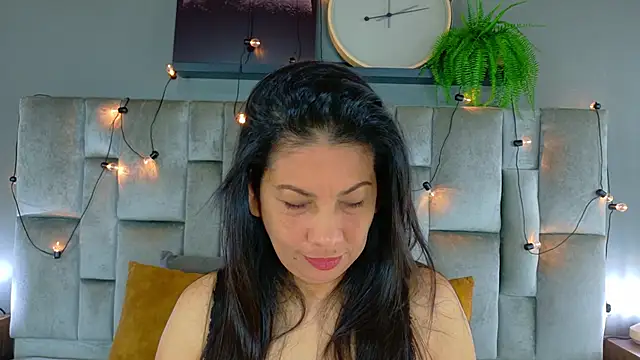 JaylaScott   online show from 18, 4, 2026