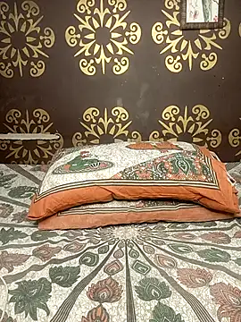 poojaji690 online show from 2, 10, 2025