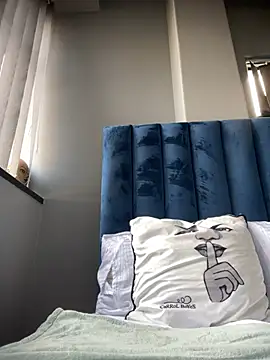 Snapshot of Curveysinaa chatting on 6, 2, 2025 Curveysinaa online show from 6, 2, 2025